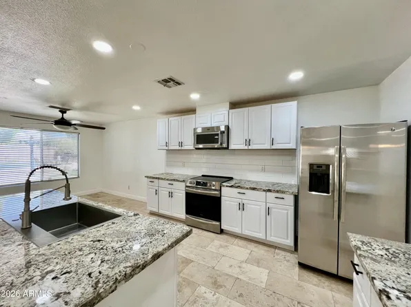 12721 N 58TH Drive, Glendale, AZ 85304