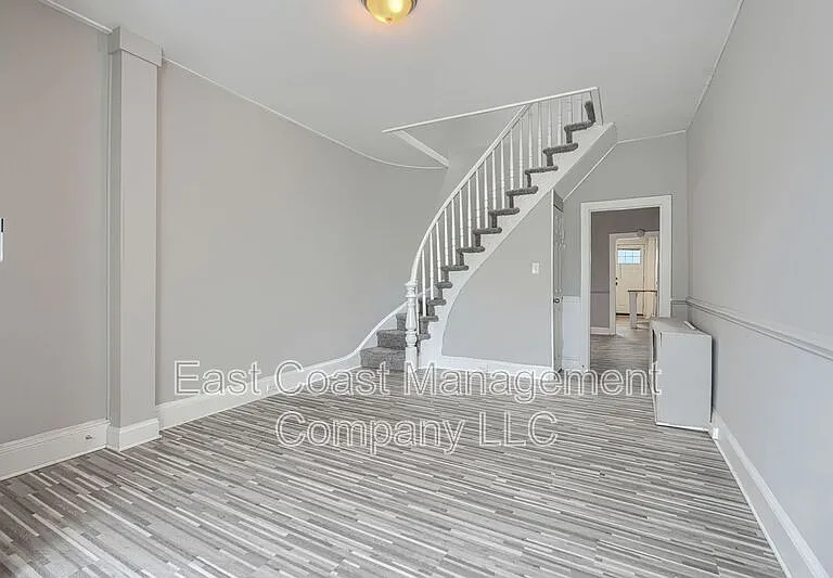 1514 E Federal St — Photo 6