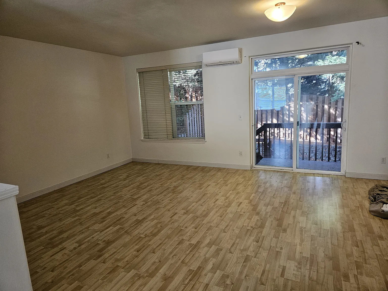 2 bed, 1571 sqft, $2,400 — Photo 3
