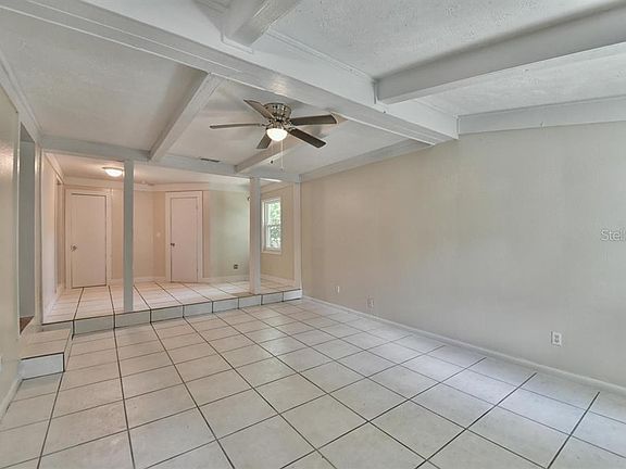 5th image of 408 NE 28th Ave