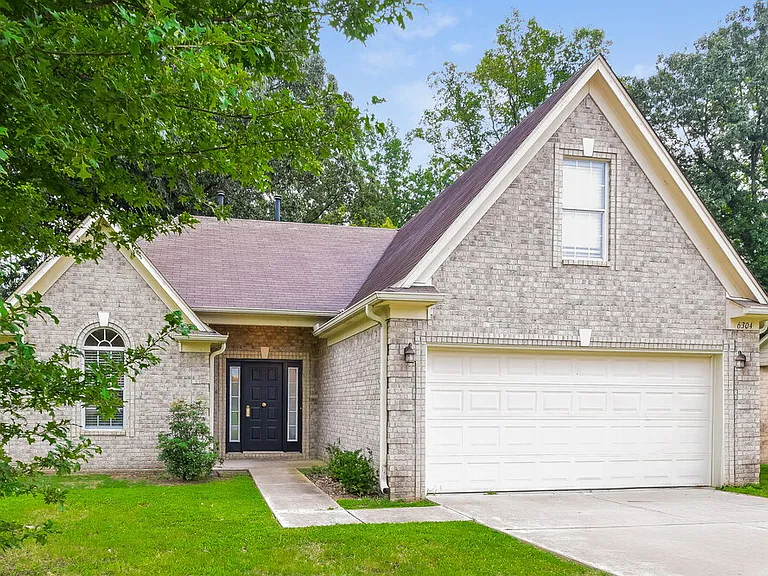 6304 Kingsview Dr — Photo 4
