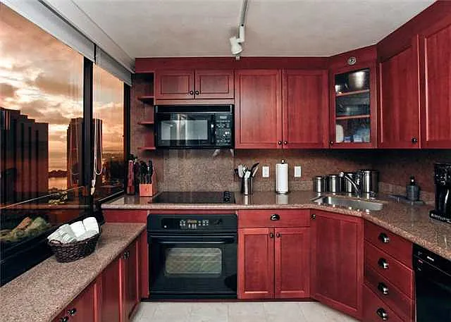 Kitchen with an ocean/city view - 343 Hobron Ln #3003