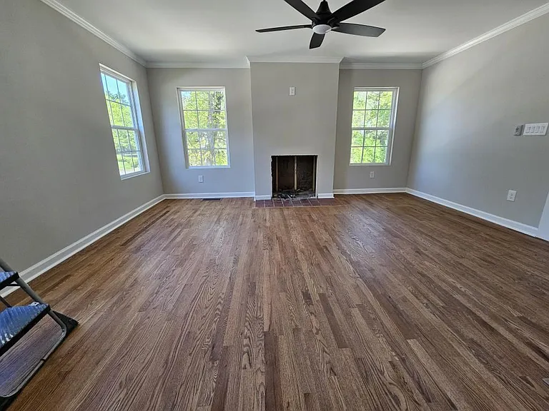 1120 Morningside Dr — Photo 6