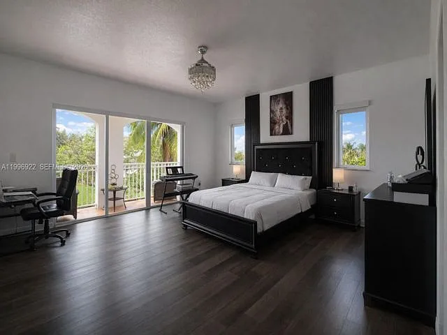 15045 SW 38th Ter — Photo 12