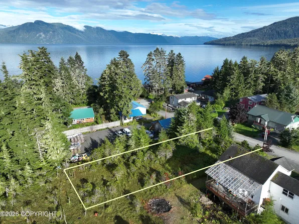106 Jenny Ln, Petersburg, AK 99833