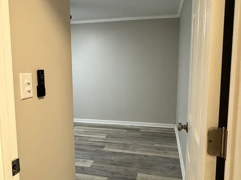 1312 Barnes St — Photo 11