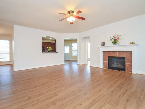 3003 Sage Grouse Ct, Rosenberg, TX 77471