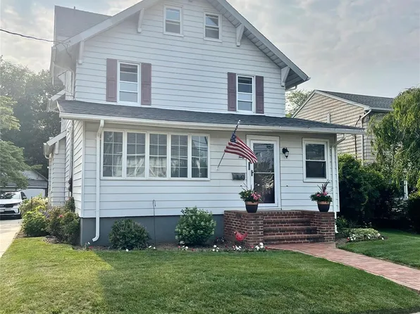 (undisclosed Address), Rockville Centre, NY 11570