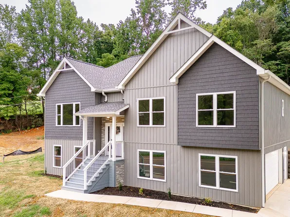 210 Wadlow Gap Rd, Kingsport, TN 37660