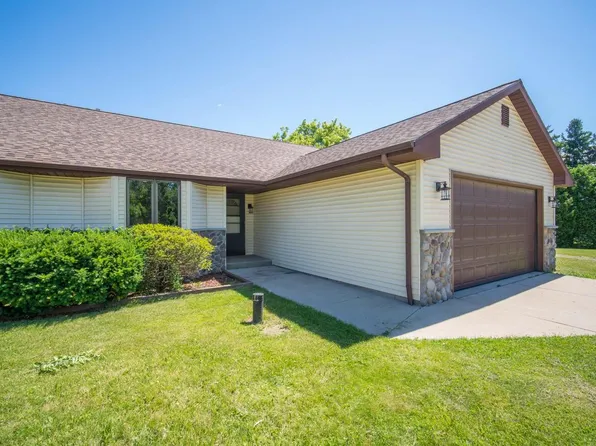 6796 Diane DRIVE, West Bend, WI 53090