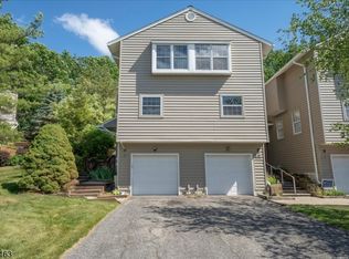 15 Rhea Run, Newton, NJ 07860