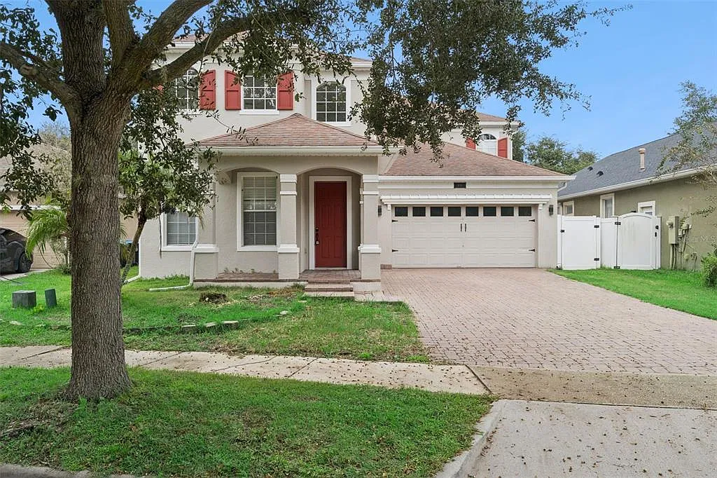 5 bed, 2.5 bath, 2863 sqft, $3,250 — Photo 1