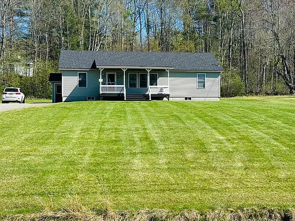 42 Winter St, Lincoln, ME 04457