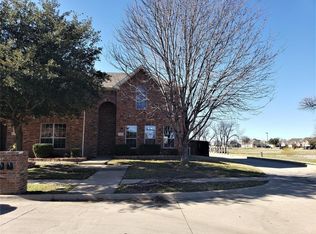 5431 Avery Ln, Grand Prairie, TX 75052