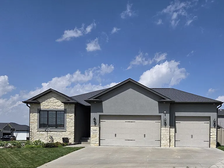 6300 White Fish Dr — Photo 1