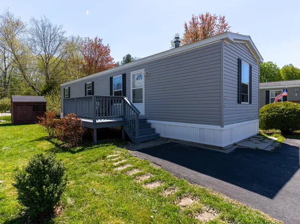 40 Hampton Road #B15, Exeter, NH 03833