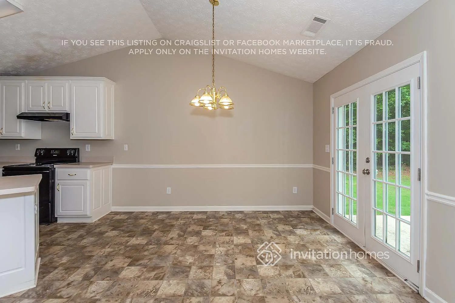 155 Crooked Creek Dr Covington, GA 30016 — Photo 3