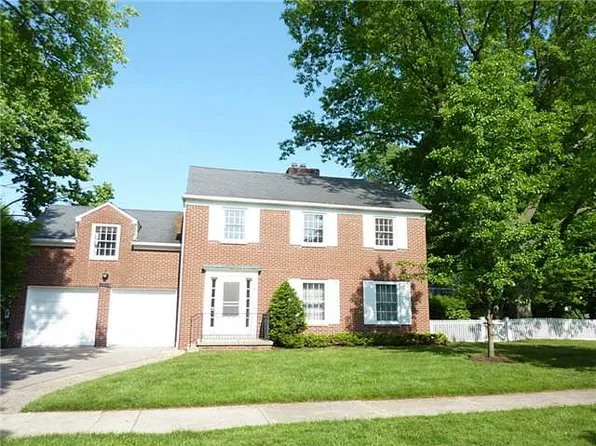 2448 Manchester Dr, Toledo, OH 43606