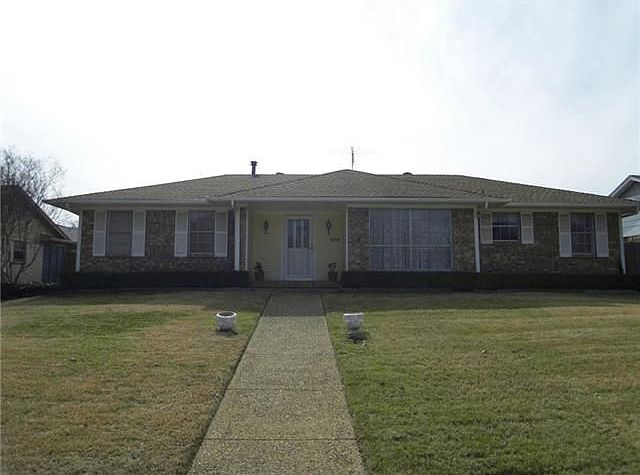 1st image of 1608 Centenary Dr