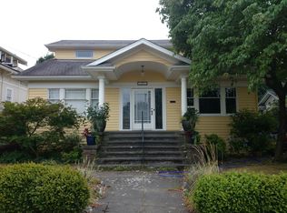 2331 N 56th St, Seattle, WA 98103