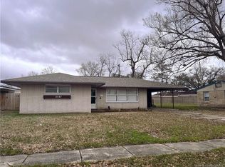3537 E Roosevelt St, Lake Charles, LA 70607