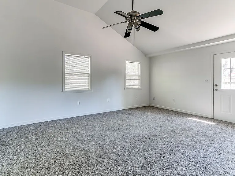 4820 W Uniontown St N — Photo 26