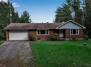 7935 Hayes Hollow Rd, Colden, NY 14033