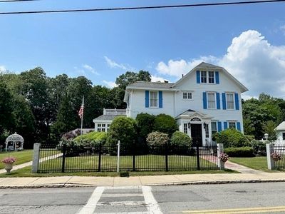 46 Capron St, Uxbridge, MA, 01569