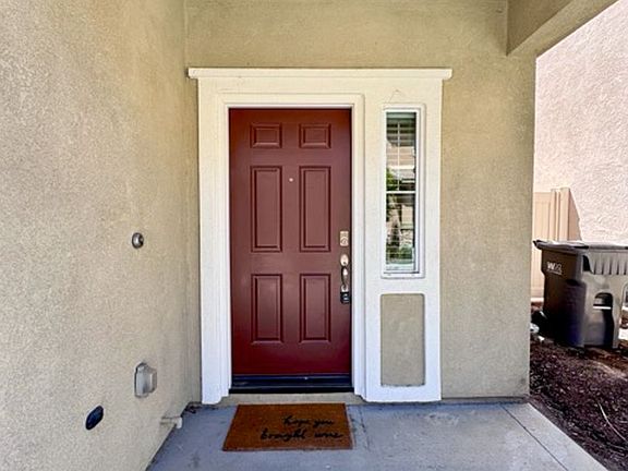 4th image of 24325 Bay Laurel Ave