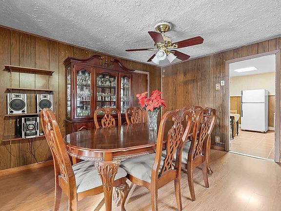 4th image of 4309 104th St