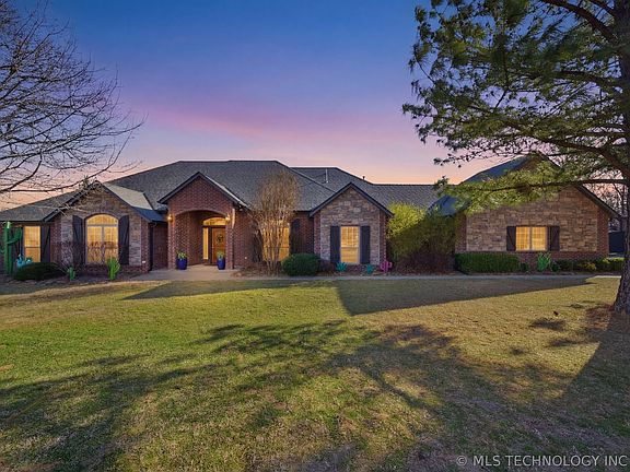 2nd image of 19203 S Champ Johnson Rd