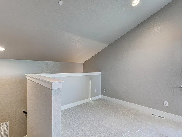 830 Cherokee Dr — Photo 13