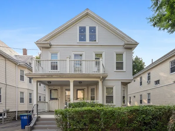 23 Burnham St, Somerville, MA 02144