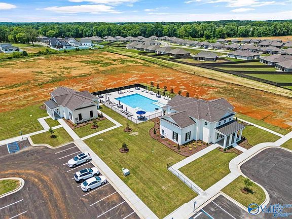 3rd image of 238 Arcadian Way