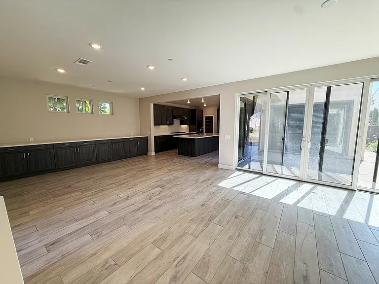6705 Aliso Valley Way — Photo 2