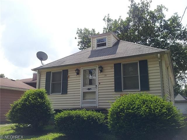 1st image of 94 Buell Ave