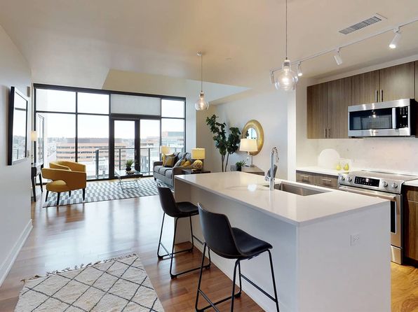 3222 E 1st Ave APT 1101