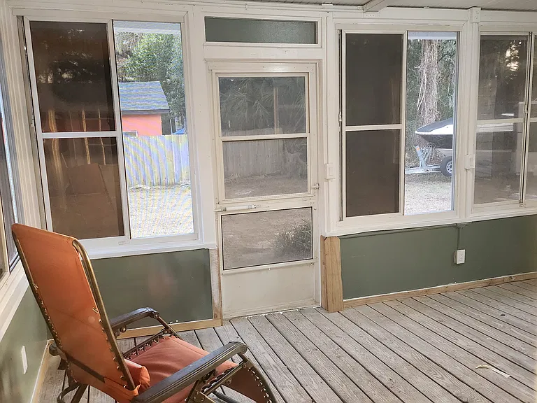 118 E Volusia Ave — Photo 11