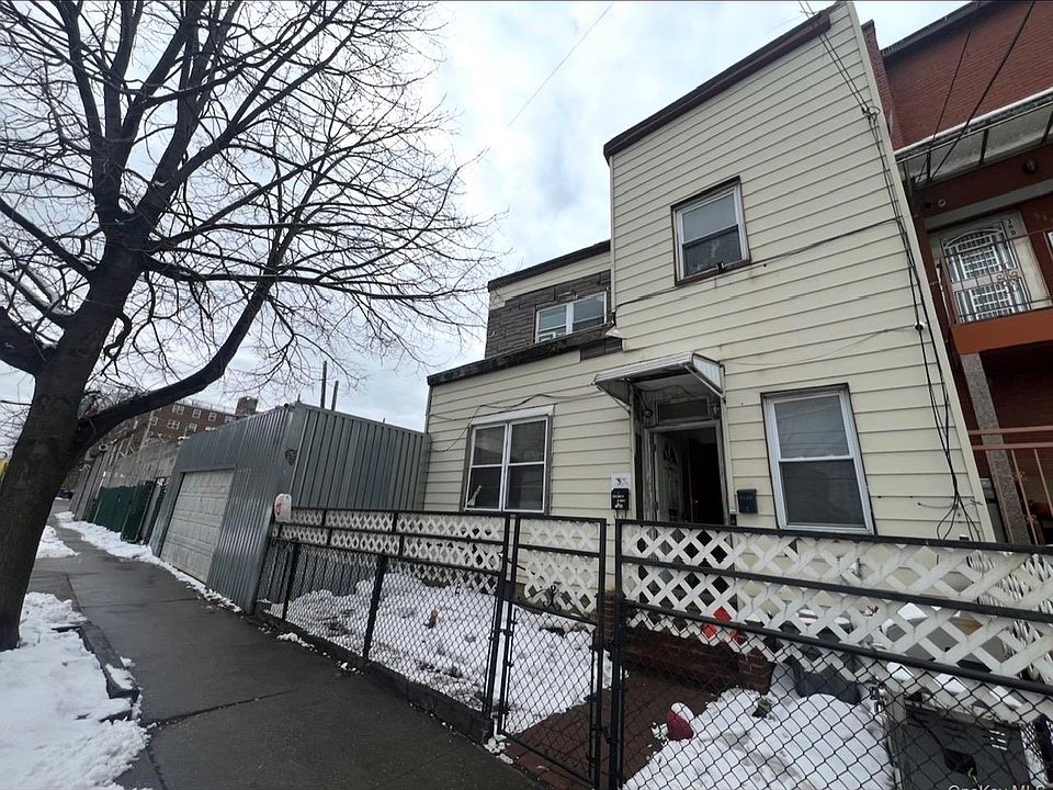 1st image of 11-06 34th Avenue
