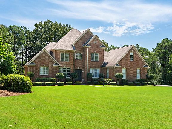 2nd image of 87 Bonnie Blue Ln