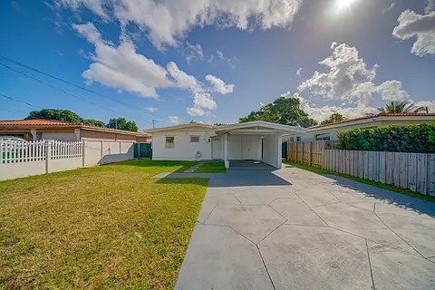 3rd image of 6550 SW 26th St