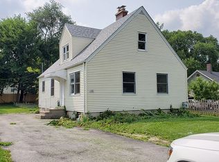 130 N Farnsworth Ave, Aurora, IL 60505