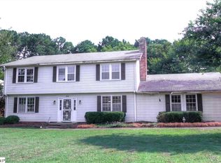 104 Hollibrook Ct, Mauldin, SC 29662