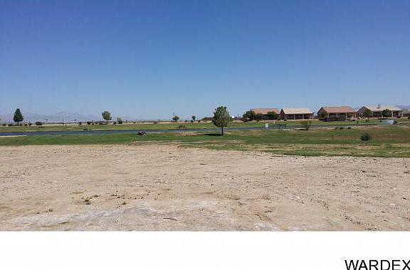 5th image of 1714 E Winter Haven Dr