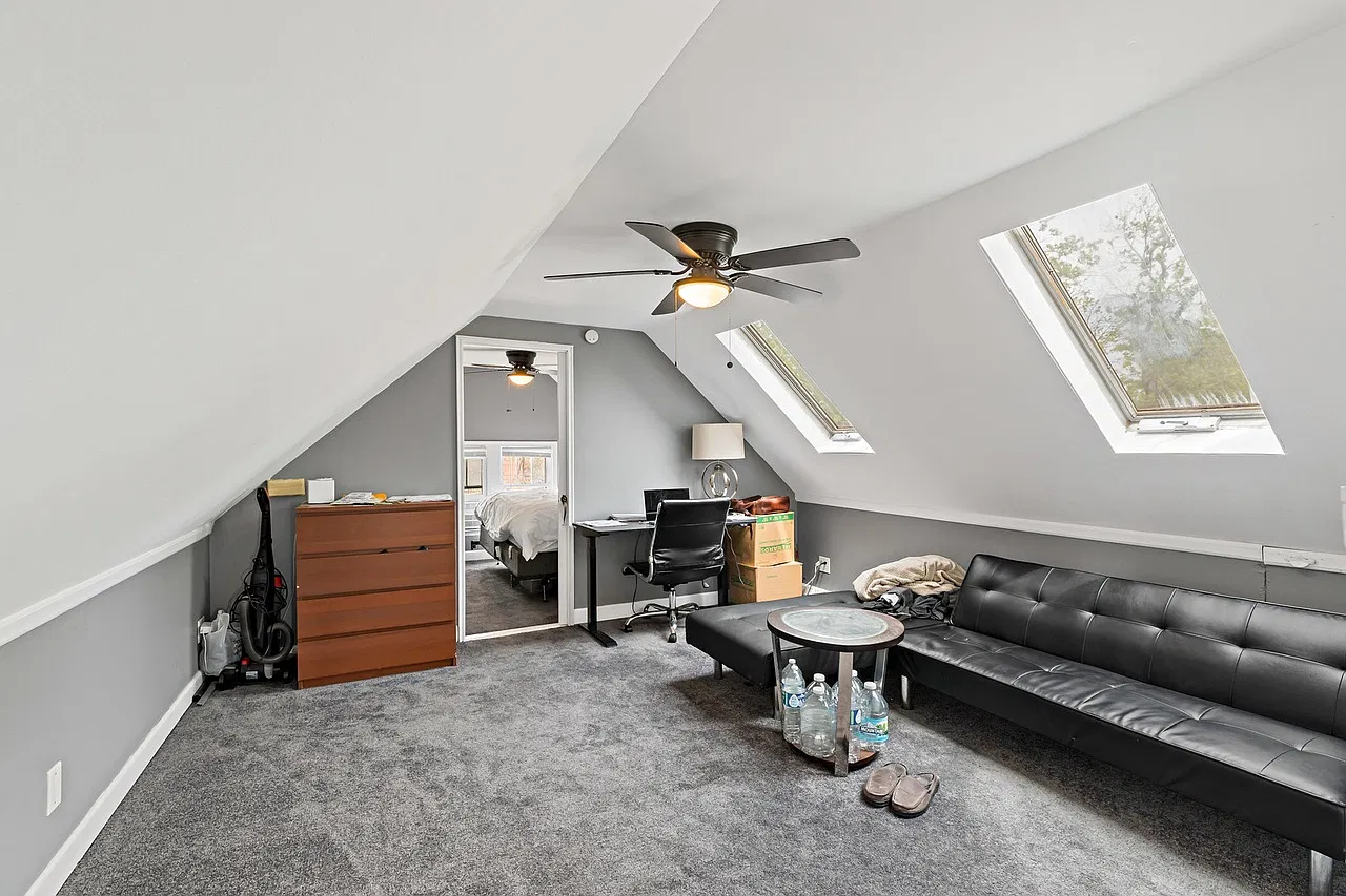 1 bed, 700 sqft, $1,195 — Photo 4