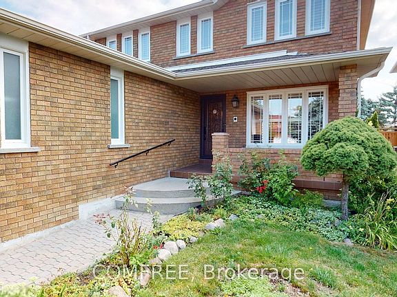 2nd image of 51 Venetian Cres