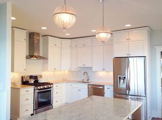 15 Grovers Ave #1, Winthrop, MA 02152