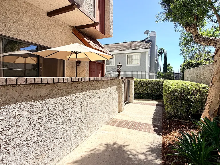 2450 E Del Mar Blvd #36 — Photo 18