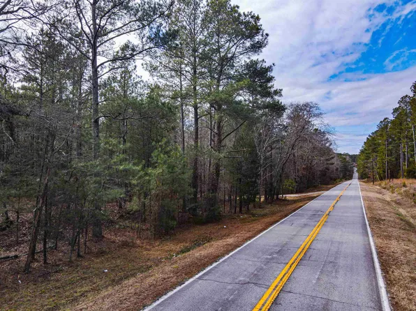 3062 Berry Farm Rd, Carlisle, SC 29031