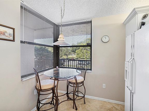 4th image of 10360 NW 30th Court #202